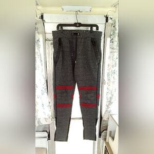 Trillnation Brand Men's Joggers Size XL